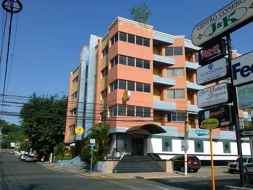 Apartahotel Jardines Metropolitanos Santiago De Los Caballeros Luaran gambar
