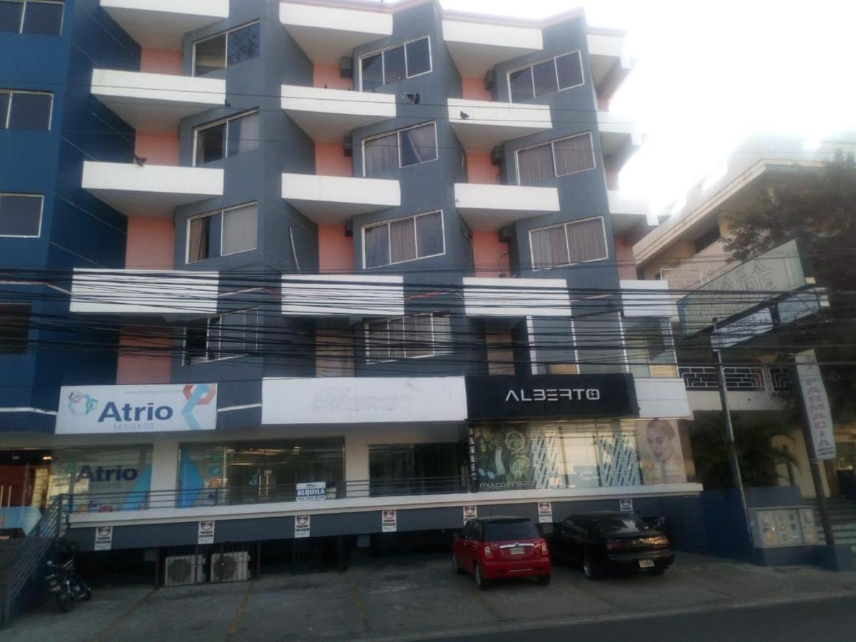 Apartahotel Jardines Metropolitanos Santiago De Los Caballeros Luaran gambar